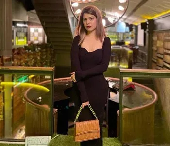 housewife escorts